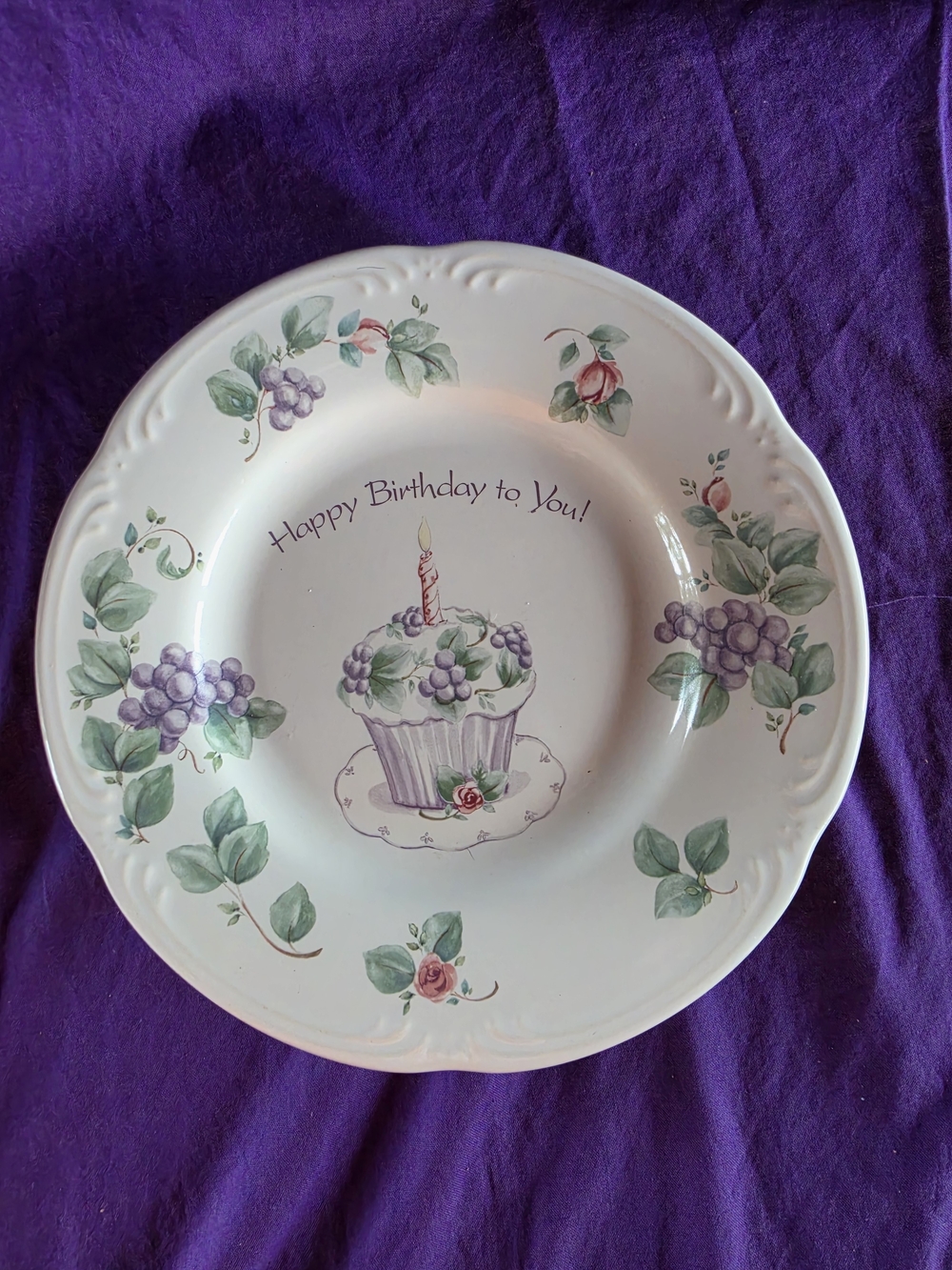 Pfaltzgraff White Plate with Purple Floral Cupcake Design